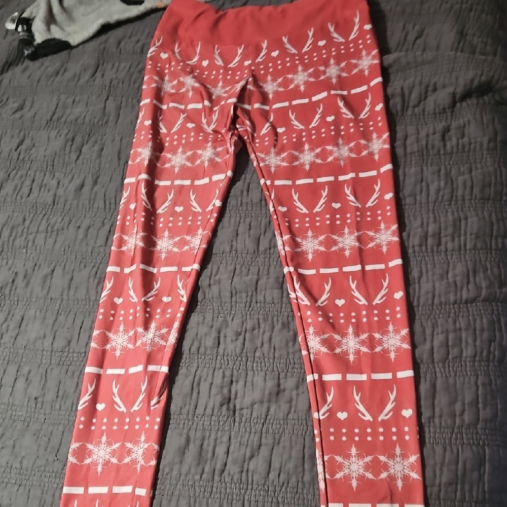 Red and White Holiday Patterned Leggings